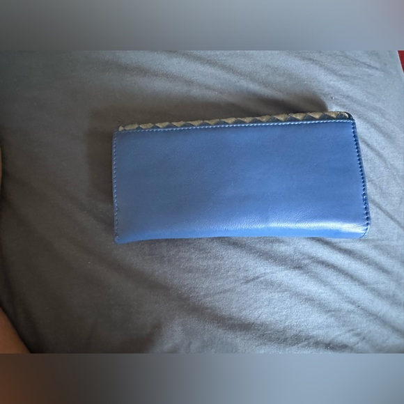 NWOT Leather Woven Short Flap - Picture 2 of 8